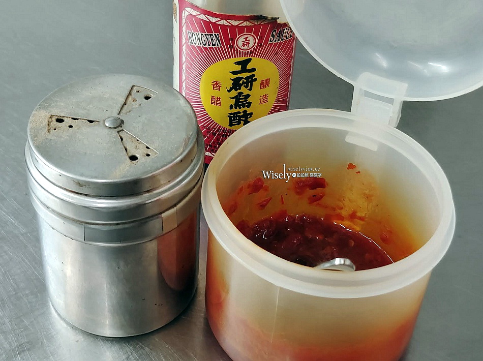 信利號阿塗貓耳朵︱貓耳魚丸米粉︱創於1942八十多年︱宜蘭媽祖廟老店 信利號阿塗貓耳朵︱貓耳魚丸米粉︱創於1942八十多年︱宜蘭媽祖廟老店
