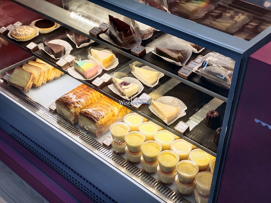 逸+烘培︱原 永和逸馨烘培坊︱媳婦接班二代店︱老字號草莓蛋糕.草莓塔