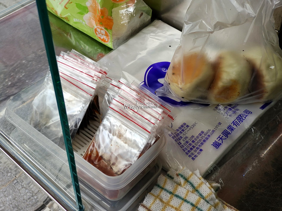 裕鑫點心坊︱上海生煎包︱蔥肉.韭菜.高麗菜︱新店建國路小吃