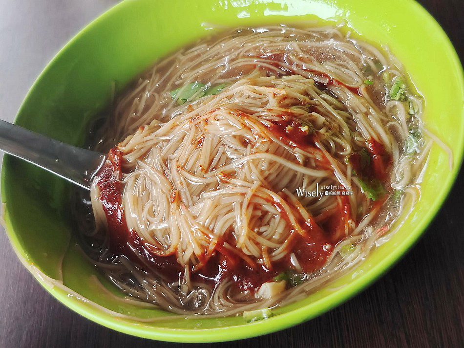 礁溪大腸紅麵線︱麵線濃稠肥嫩大腸口感一流︱宜蘭在地早午餐