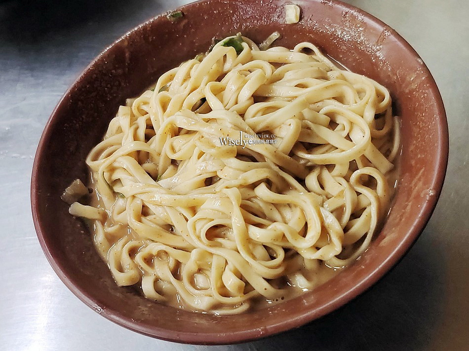 大寶魚丸米粉︱多樣黑白切飯麵小吃︱宜蘭員山二代傳承