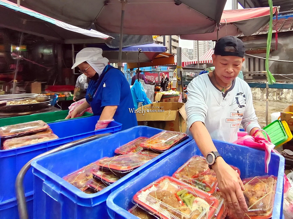 台北50元便當 景美菜市場︱雙主菜多選擇，上午不定期販售︱捷運景美站