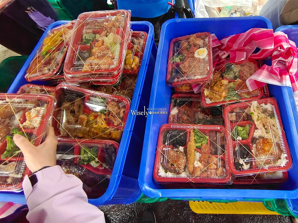 台北50元便當 景美菜市場︱雙主菜多選擇，上午不定期販售︱捷運景美站