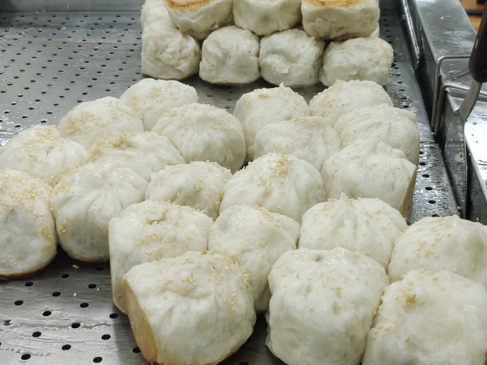 鐘家原上海生煎包︱士林夜市美食︱米其林必比登推薦︱捷運士林站