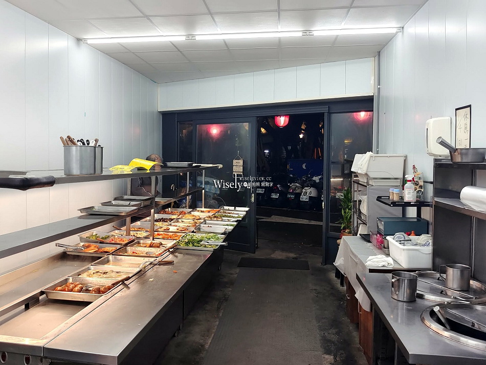 哈囉自助餐︱台北晴光市場便當簡餐︱捷運中山國小站︱雙城街高記冰品