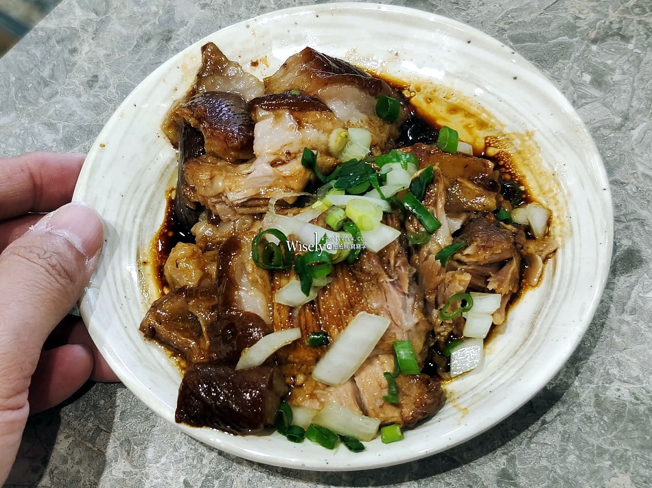 老牌張豬腳飯︱大稻埕延三夜市︱排隊美食老店(菜單)︱捷運大橋頭站