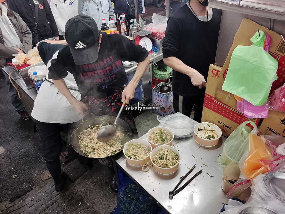 景美炒羊肉︱景美夜市晚餐宵夜︱炒麵炒飯蚵仔煎︱捷運景美站