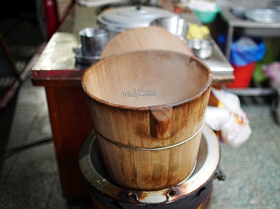 景美萬隆 無名豆漿店︱平價40年中式早餐店︱鹹豆漿.蘿蔔糕︱捷運萬隆站