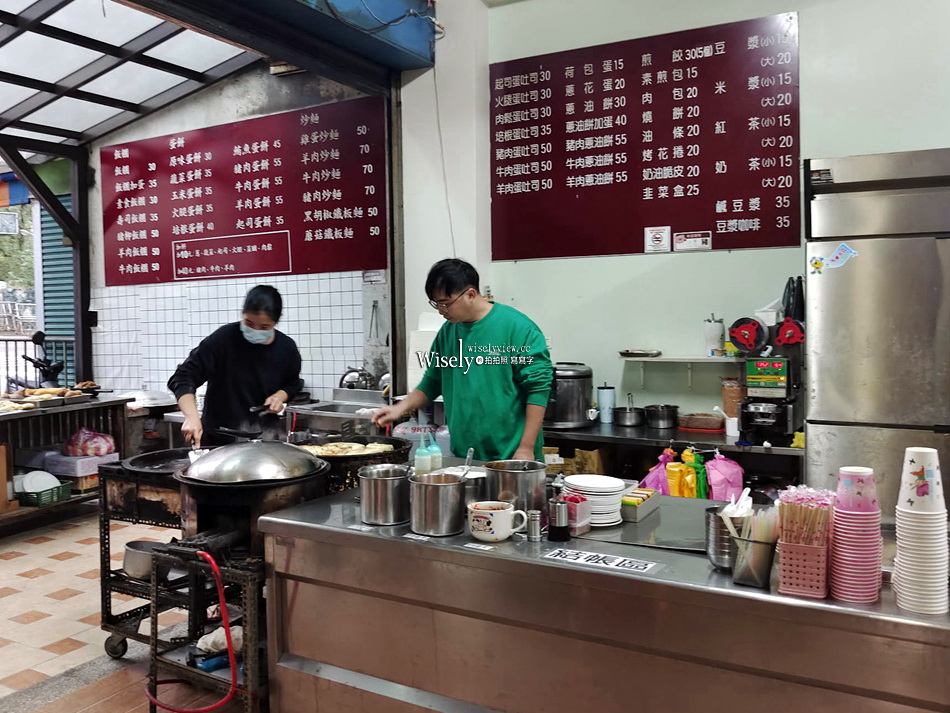 礁溪 劉家早點︱粉漿蛋餅.奶油脆皮.豆漿咖啡.煎肉包︱宜蘭貓餐廳