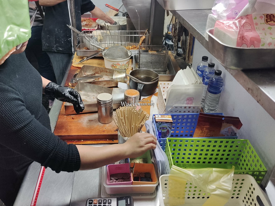 宜大雞肉串︱超平價只要10元︱新鮮現炸三種調味︱宜蘭市炸物美食