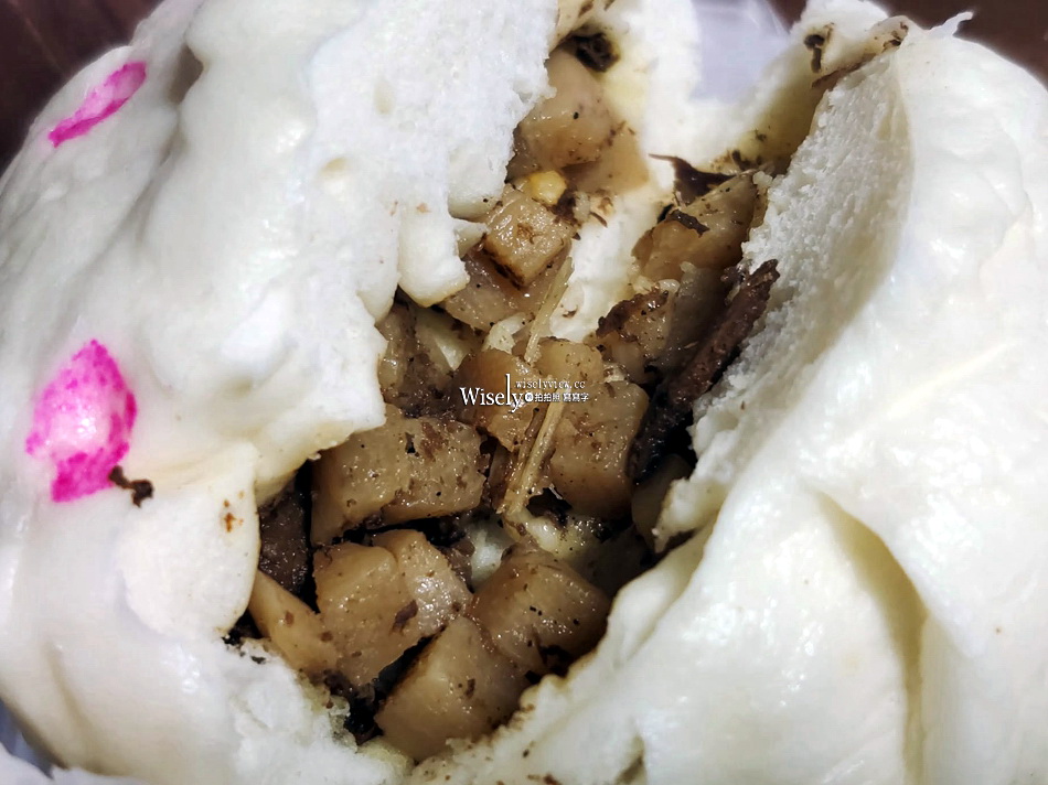 淑偵包子饅頭店︱宜蘭市區均一價15元︱竹蒸籠手作︱內餡略少口感喧軟