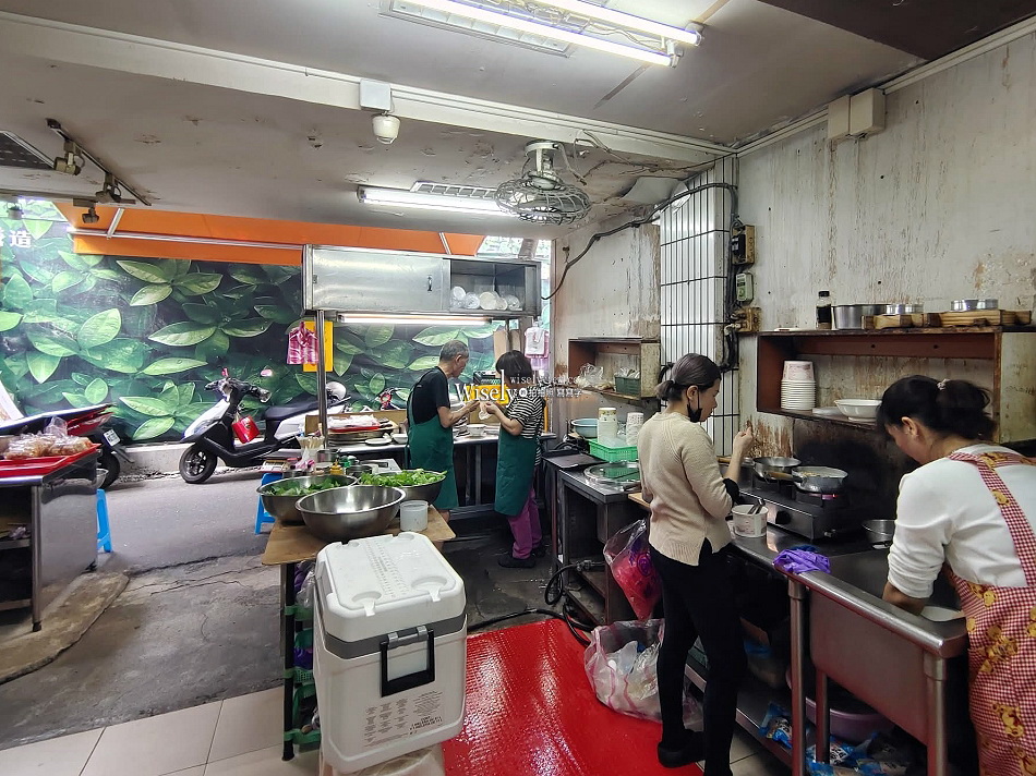 楊記米食麵館︱台北華榮市場小吃︱湯圓麵.碗粿.山藥餛飩湯︱捷運士林站