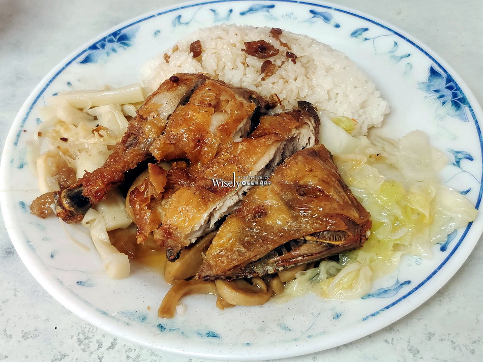 光輝傳統美食小吃︱北投市場︱現炸雞腿飯100元︱捷運北投站