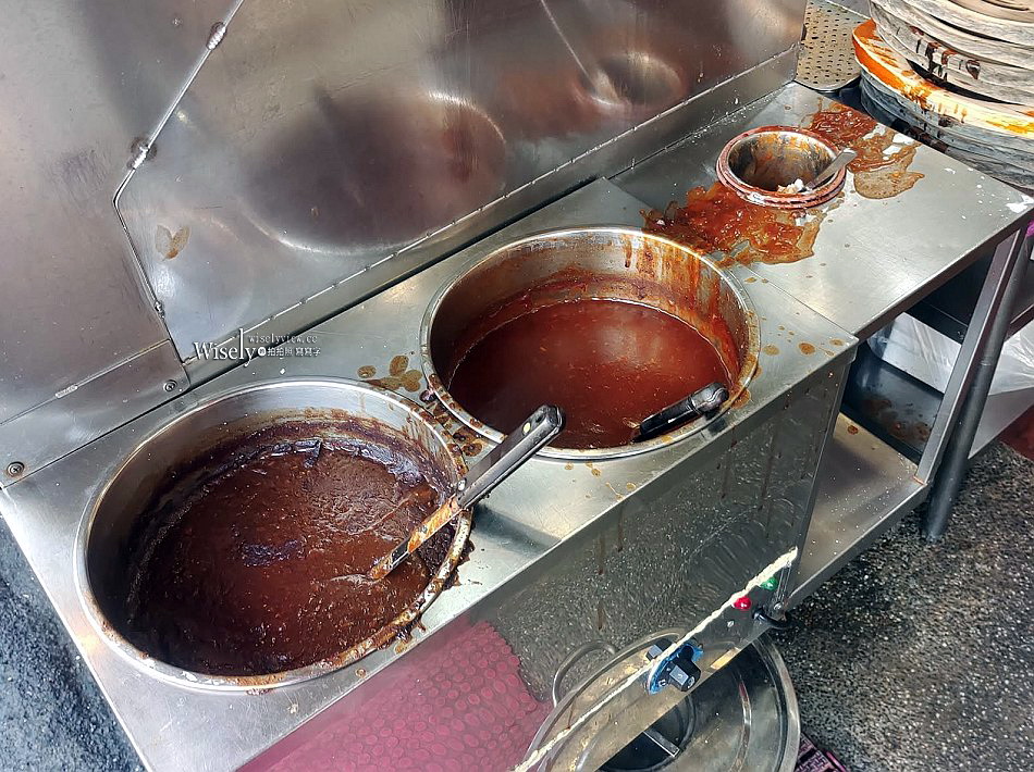 大嘴巴牛排︱免費加麵大份量︱飲料冰淇淋吃到飽附酥皮濃湯︱捷運石牌站