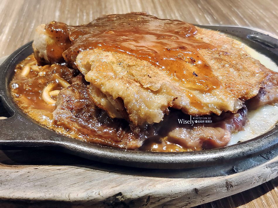 大嘴巴牛排︱免費加麵大份量︱飲料冰淇淋吃到飽附酥皮濃湯︱捷運石牌站