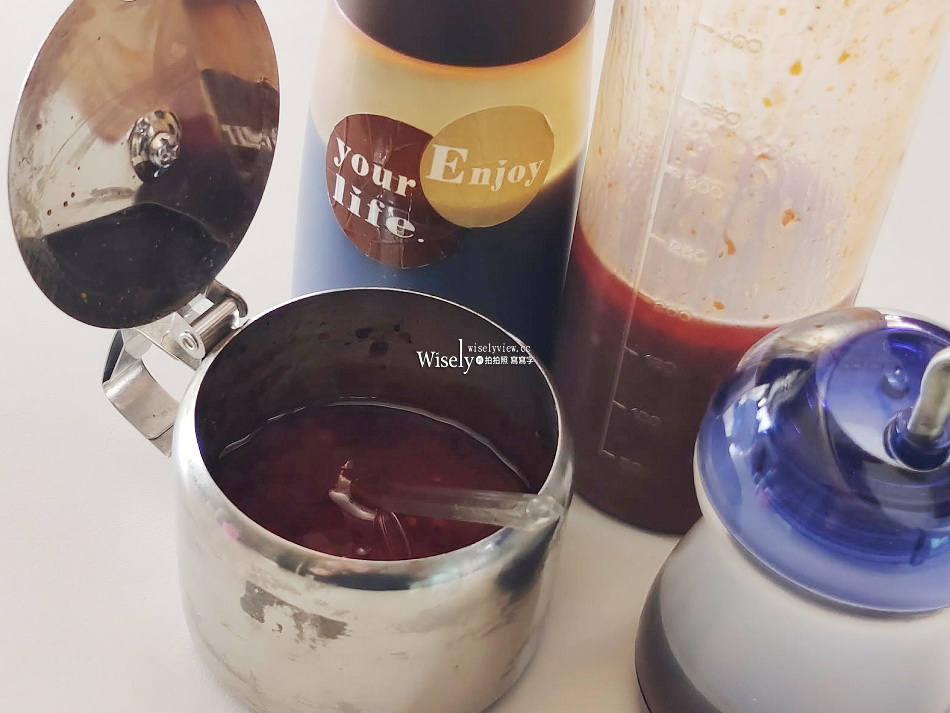 宜蘭.日出滷肉飯︱雙蛋搭配日韓漬菜︱鴨先知米尊爵一等米︱阿嬤臭豆腐