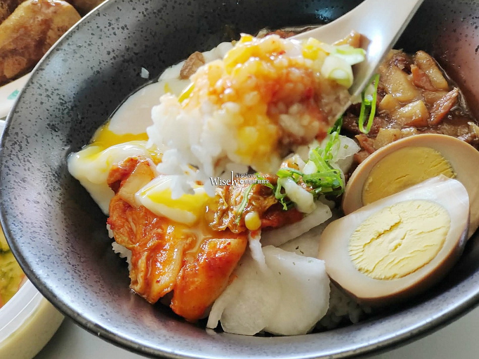 宜蘭.日出滷肉飯︱雙蛋搭配日韓漬菜︱鴨先知米尊爵一等米︱阿嬤臭豆腐