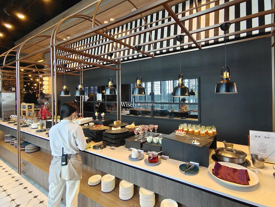逸.市集︱全新八大餐區20道經典菜︱CozziBlu和逸桃園︱青埔自助餐吃到飽