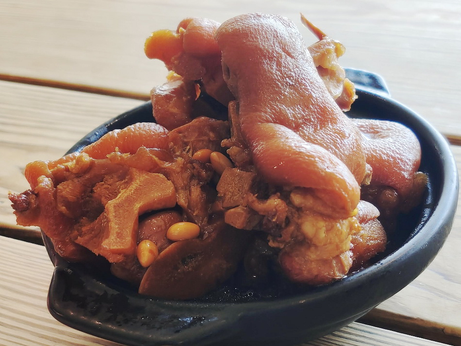山頂玻璃屋私房菜︱日月潭無菜單料理︱南投活盆地景觀︱一人500-600元起 山頂玻璃屋私房菜︱日月潭無菜單料理︱南投活盆地景觀︱一人500-600元起