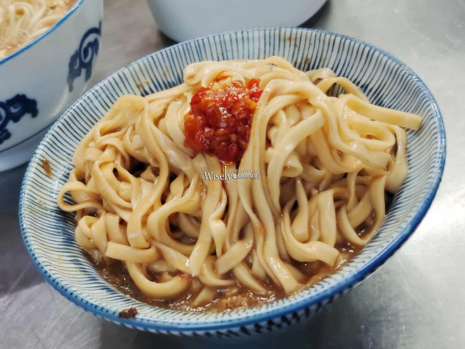 味薌炸醬麵︱麻醬麵略勝,大推餛飩魚丸貓耳綜合湯︱宜蘭復興路美食 味薌炸醬麵︱麻醬麵略勝,大推餛飩魚丸貓耳綜合湯︱宜蘭復興路美食