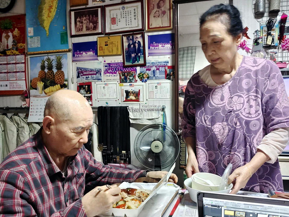 相傳魯肉飯︱宜蘭市復興路便當店︱重口味偏高價限外帶︱焢肉好吃 相傳魯肉飯︱宜蘭市復興路便當店︱重口味偏高價限外帶︱焢肉好吃