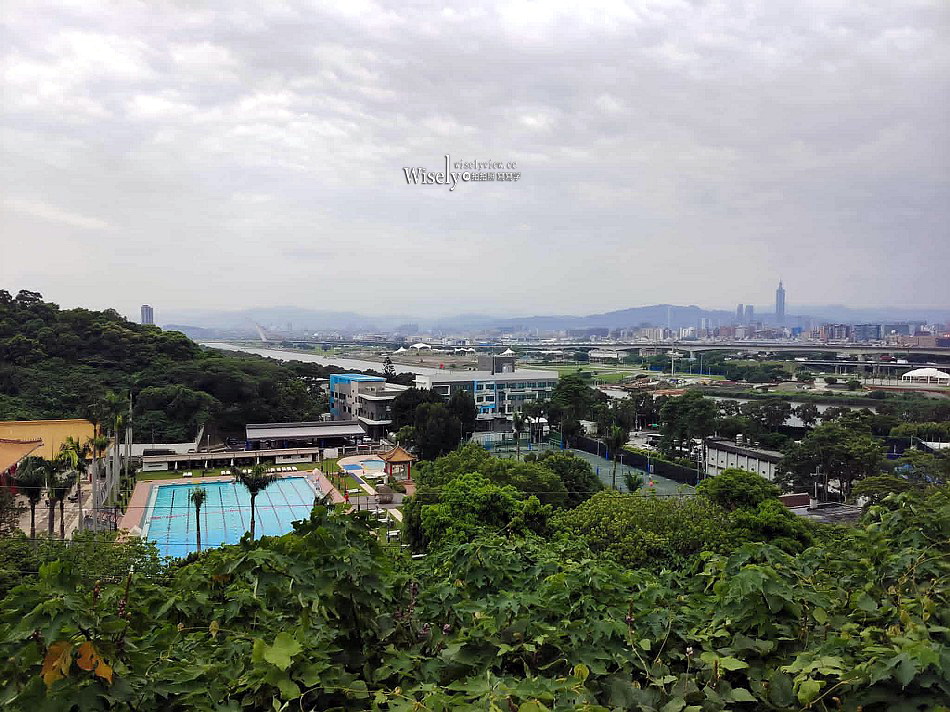 台北圓山聯誼會︱會員制活動餐飲空間︱自助餐&單點料理︱牛肉麵.肋眼牛排