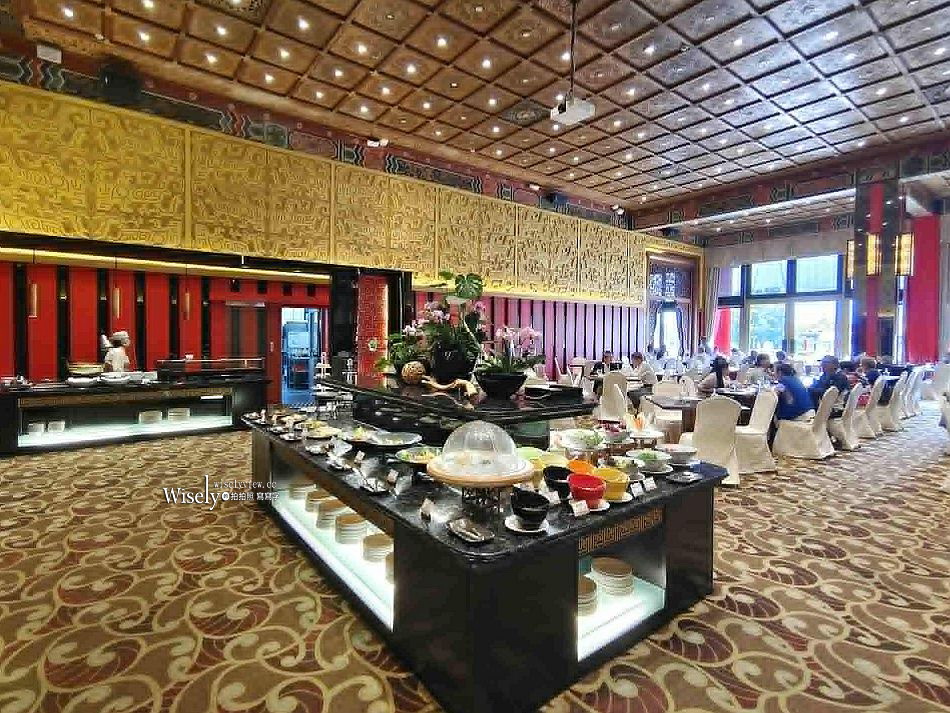 台北圓山聯誼會︱會員制活動餐飲空間︱自助餐&單點料理︱牛肉麵.肋眼牛排