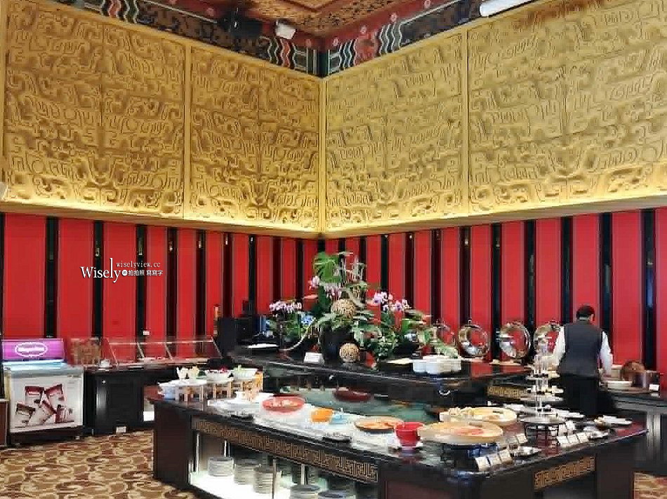 台北圓山聯誼會︱會員制活動餐飲空間︱自助餐&單點料理︱牛肉麵.肋眼牛排