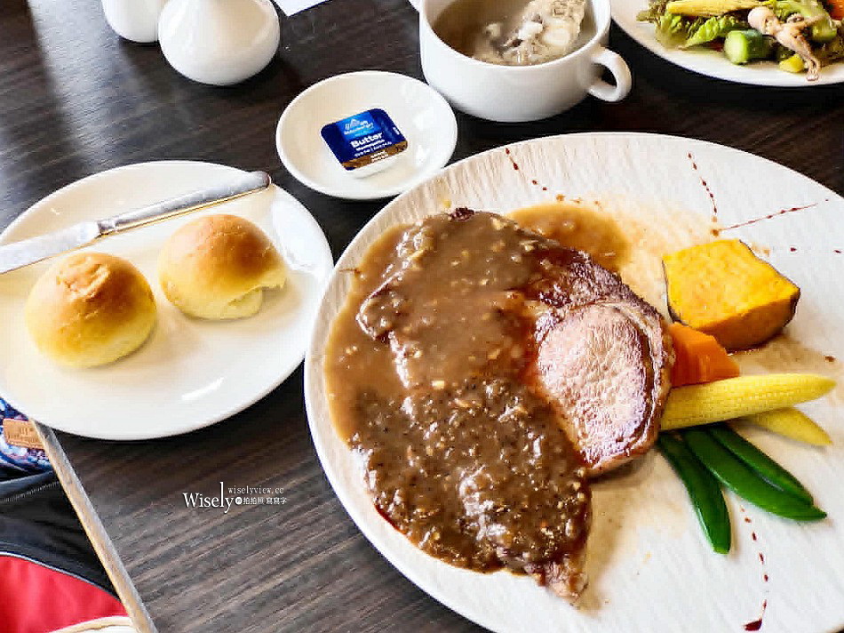 台北圓山聯誼會︱會員制活動餐飲空間︱自助餐&單點料理︱牛肉麵.肋眼牛排